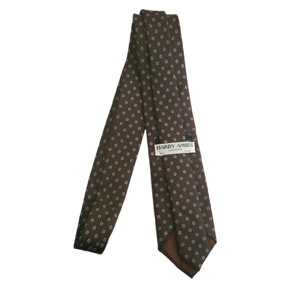 Hardy Amies Brown Pinwheel Print Silk Tie. - Picture 2 of 4